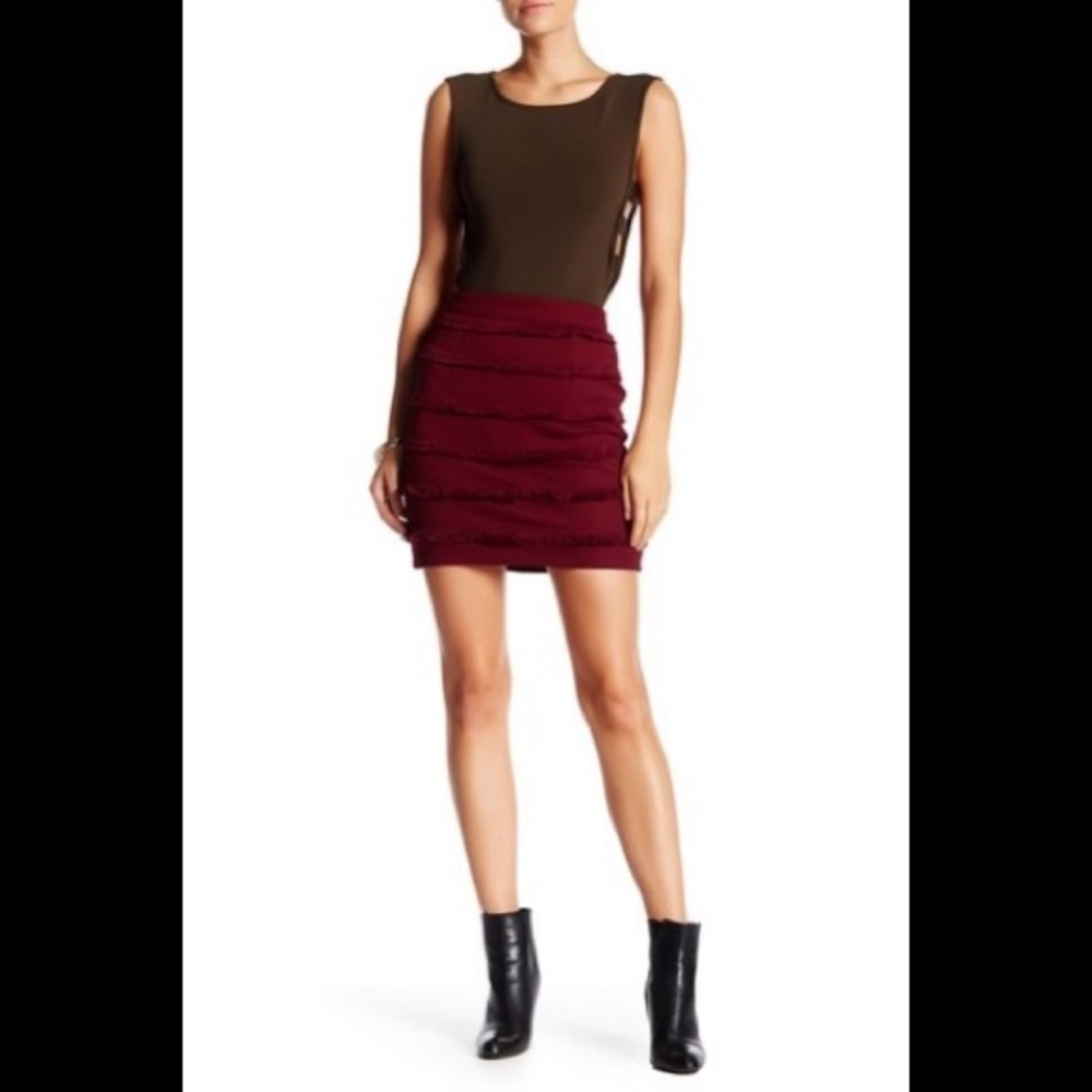 NWT Burgundy fringe trim skirt